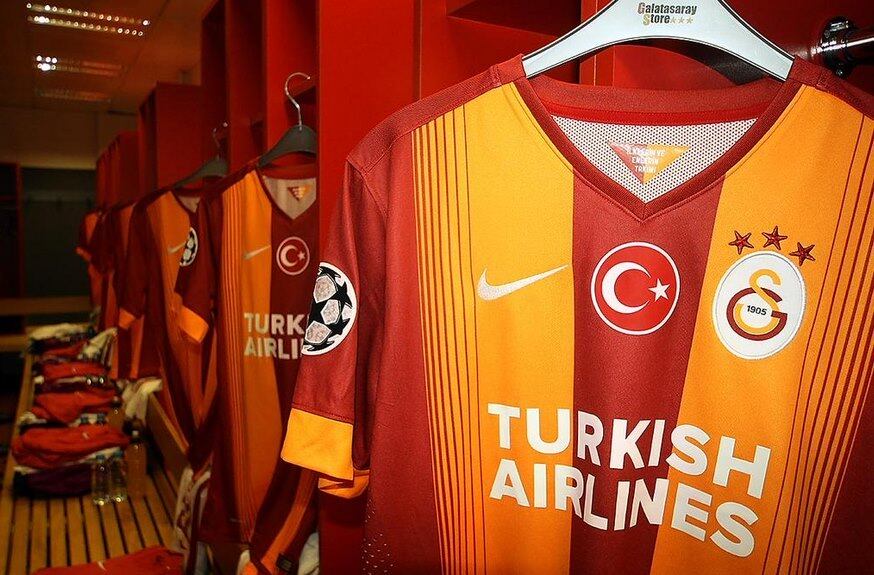 Galatasaray-TUR

O interesse mais recente pelos gols de Alexandre Pato foi do Galatasaray-TUR. O clube turco teria procurado o Corinthians para iniciar uma negociação pelo passe do atleta. Os valores iniciais oferecidos pelos turcos não teriam agradado, mas as equipes seguem em negociação