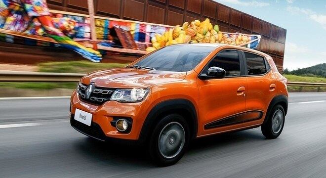 Ao volante, como um carro popular, está absolutamente dentro da proposta