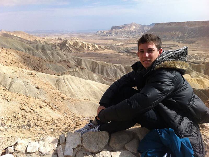 Sua história ficou conhecida ao ser escolhido para trabalhar em uma empresa de tecnologia do Vale do Silício, nos Estados Unidos. No entanto, esta é apenas uma das conquistas que ele guarda em seu currículo

