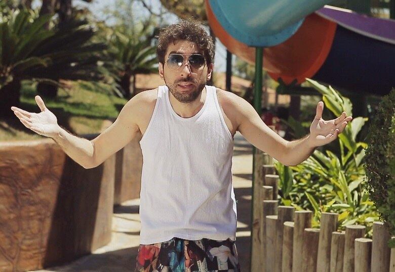 No Legendários desta sexta-feira (10), Mionzinho vai aprontar todas no quadro Elevador do Mionzinho