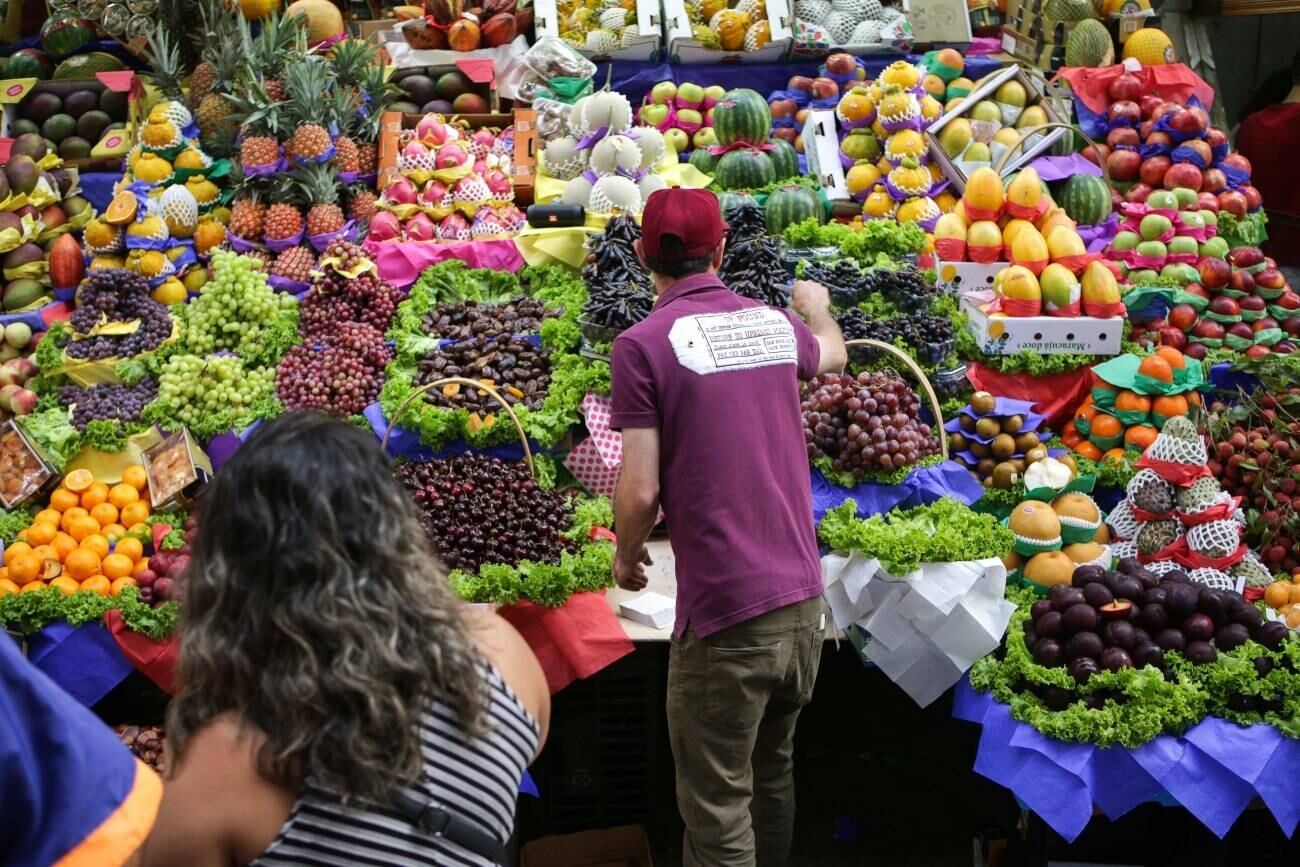 Um dos principais pontos turísticos e gastronômicos da capital paulista, o mercado oferece comidas frescas para a ceia