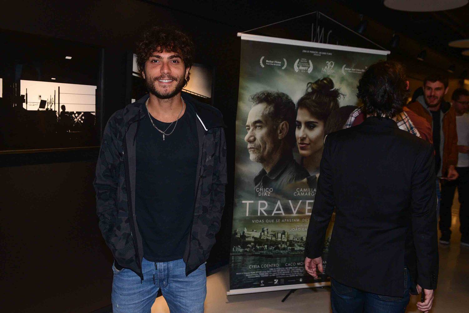 Pré-estreia de Travessia reuniu famosos no Shopping Frei Caneca, em São Paulo