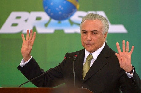 Na carta, Temer lembra que assinou um reajuste para o Bolsa Família superior aos anunciados pela gestão Dilma