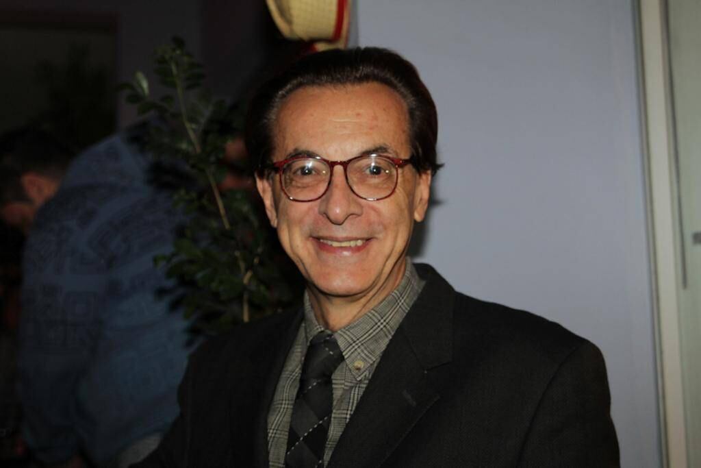 O estilista vai dar dicas para noivas a cada 15 dias