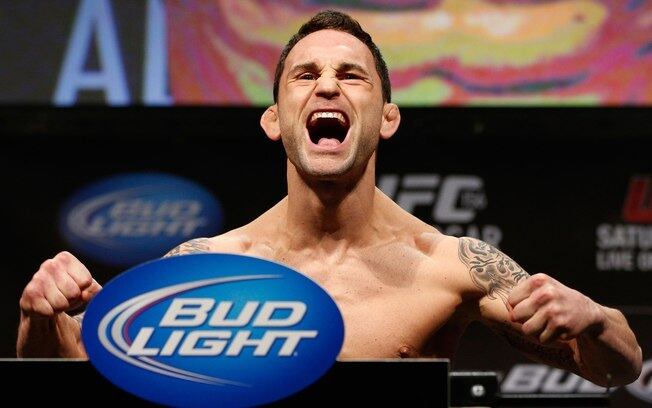 E por fim, o ex-campeão Frankie Edgar também aparece com sete lutas pelo título, sendo seis delas pelo leves e uma pelo pena (66 kg), quando perdeu para José Aldo. O americano venceu apenas três das disputas