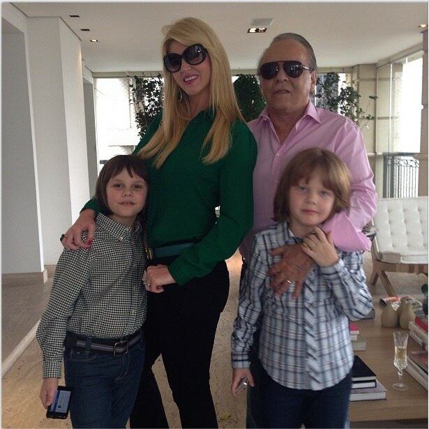 Casal finalmente oficializará a união