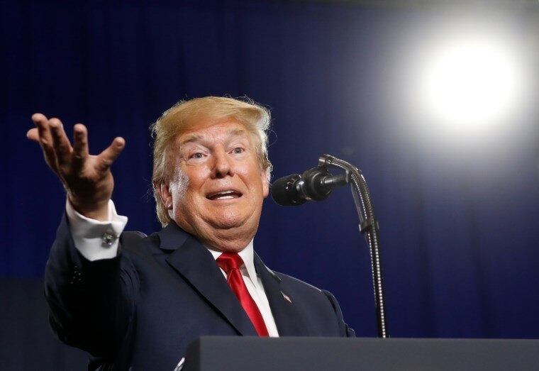 Trump confrontou deputada do partido Democrata