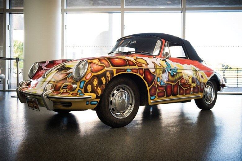 O Porsche ainda pertence à família da cantora e foi restaurado no
começo dos anos 1990