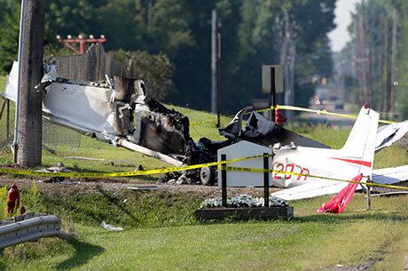 Quatro pessoas morreram no acidente, segundo a imprensa norte-americana