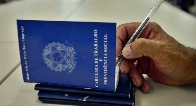 Horas extras para o banco devem ser autorizadas pela chefia