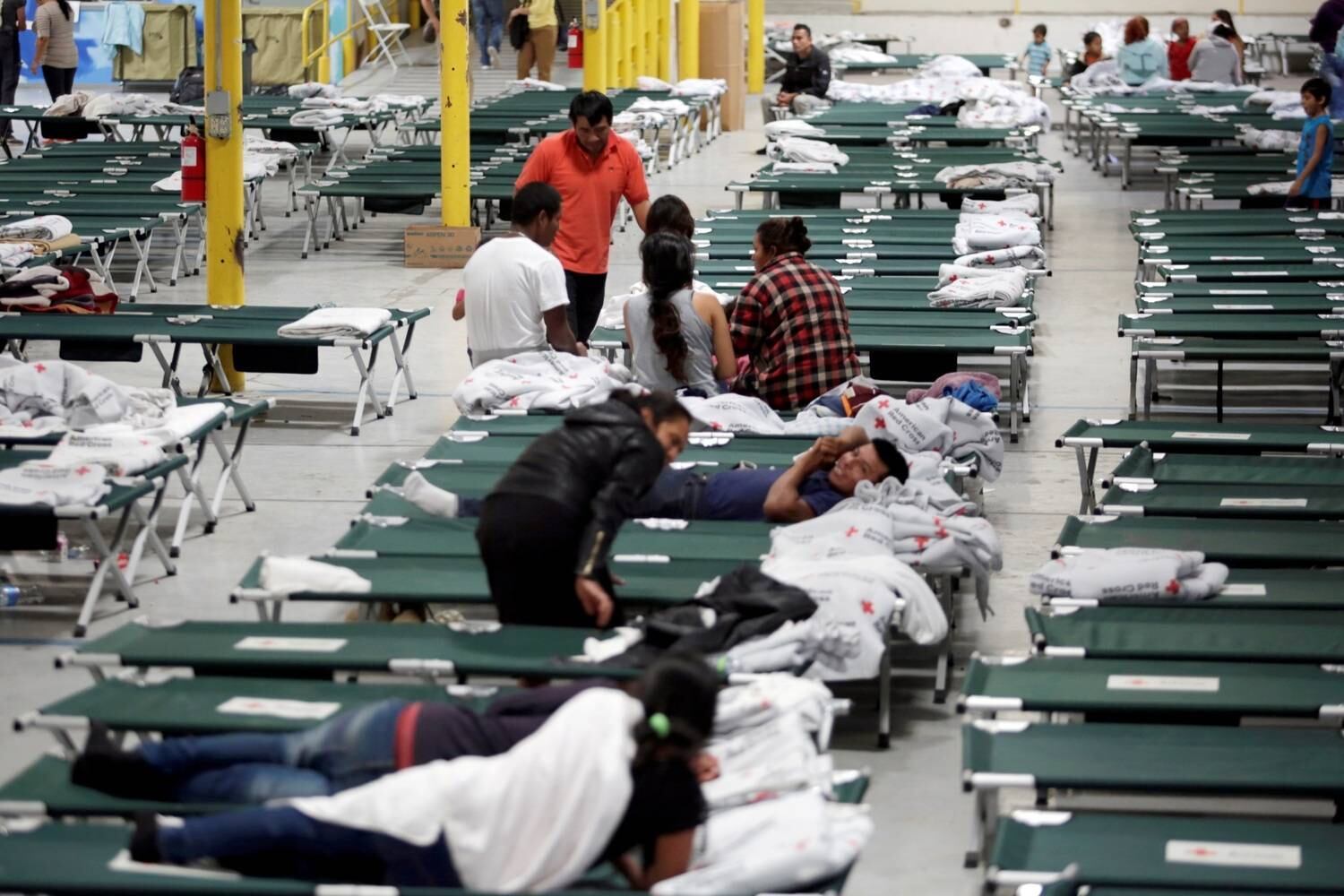 México tenta achar formas de conter imigração