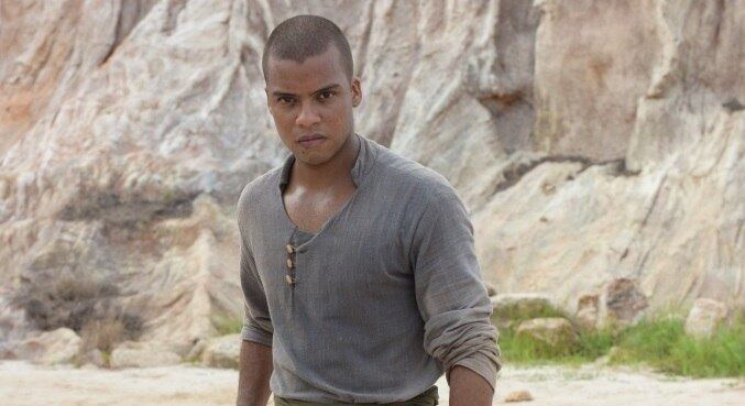 Vivido por Felipe Silcler, o amonita Zeleque entra para o exército israelita