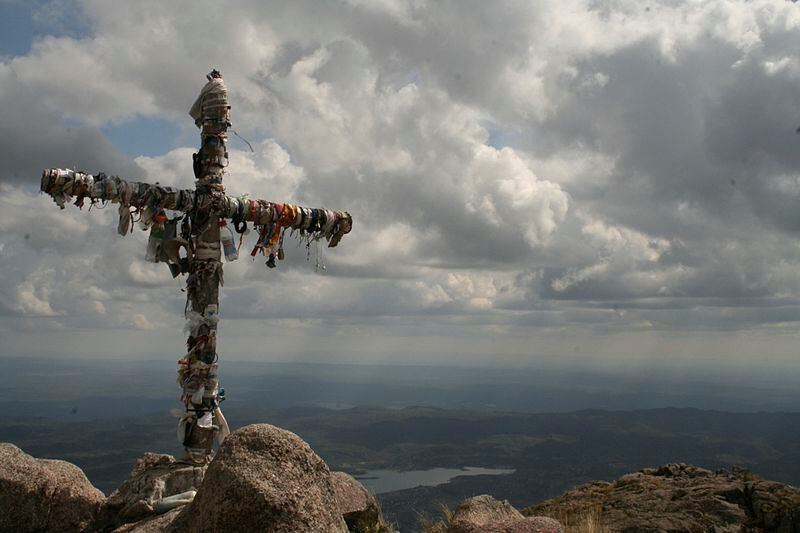 O monte Uritorco, na Argentina, pode ser palco de um suicídio espiritual em massa