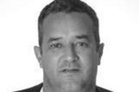 Prefeito morreu após ser baleado neste sábado (13)