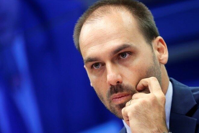 Eduardo Bolsonaro falou sobre um "novo AI-5"
