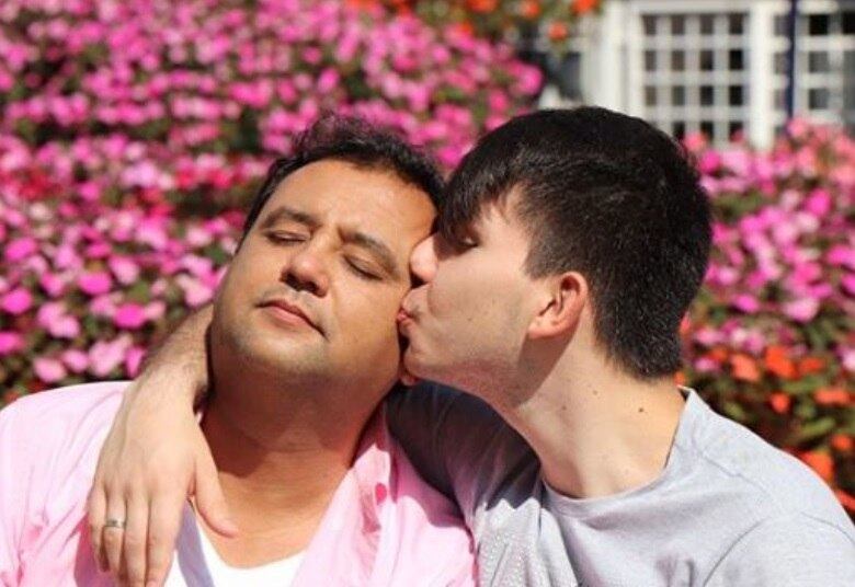 Sempre que podem, os dois estão juntos. "Celebrando a vida! 13 de maio...Deus...47 anos de vida e de uma bela trajetória. Que venham outros 13....outros Maios...", escreveu Geraldo em seu Instagram