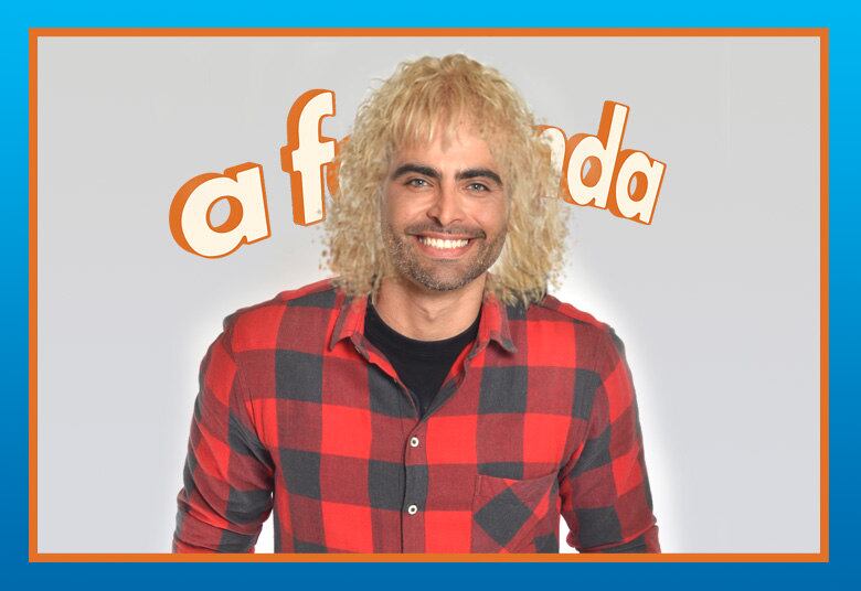 Será que JP Mantovani teria conquistado Li Martins com este corte de cabelo?

+ Luka Ribeiro e JP Mantovani competem pela Prova da Chave desta sexta-feira (13)
+ Carla escapa de sua terceira Roça e pula na piscina para comemorar
+ Quelynah é eliminada de A Fazenda. Relembre a trajetória da peoa
