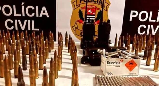 Armamento apreendido pode pertencer a grupo que roubou banco em SC
