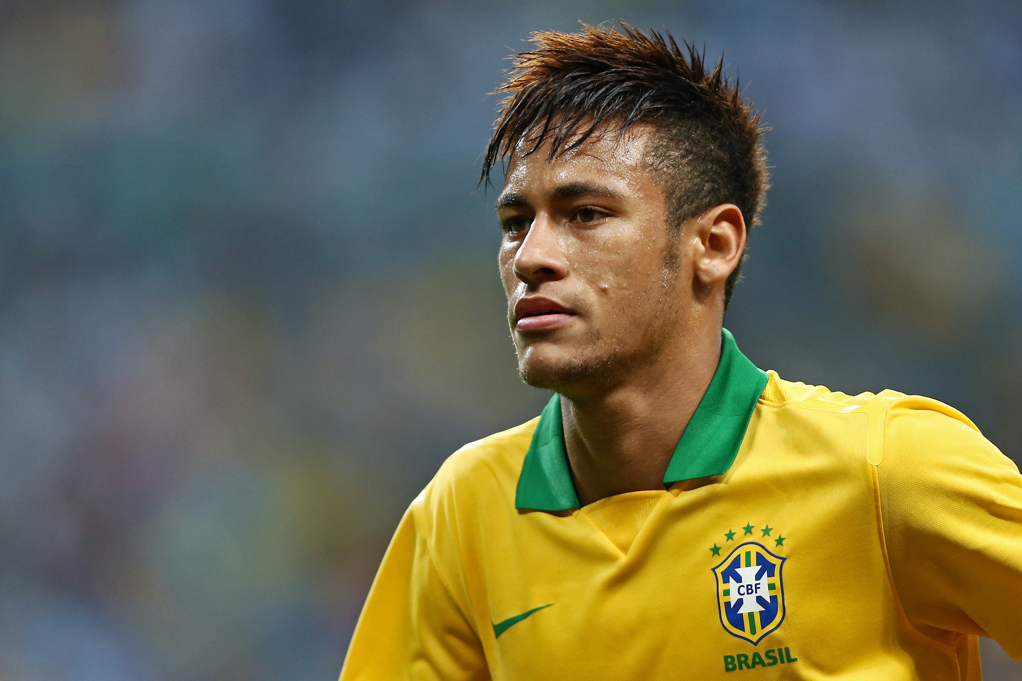 Neymar deixou as críticas de lado e enfatizou o ganho do grupo do Brasil com a vitória em Porto Alegre