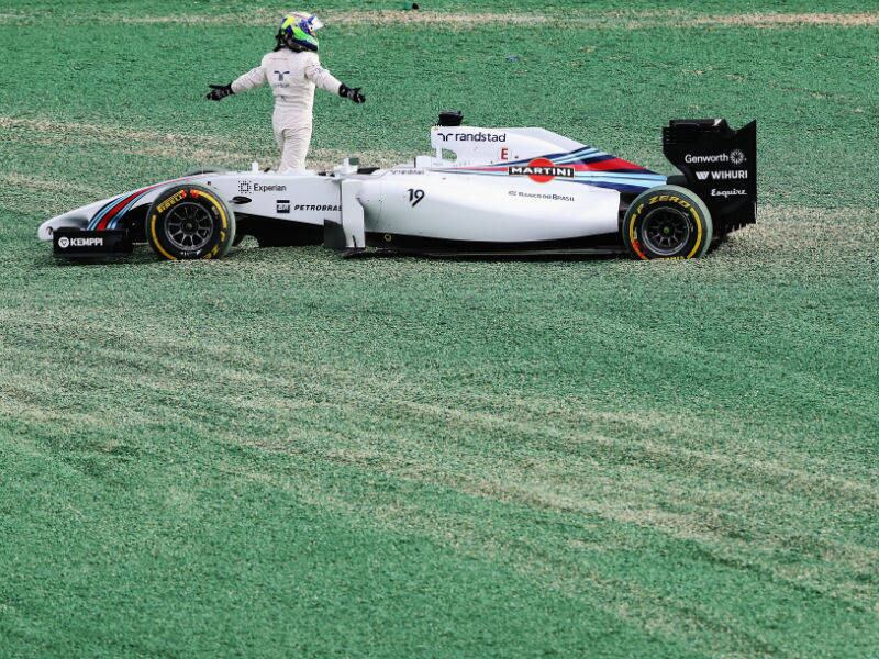 Esta foi a quarta vez no atual campeonato que Massa foi atingido por um rival na Fórmula 1. Depois de uma pré-temporada promissora com a Williams, Massa sequer conseguiu completar a volta inicial do GP de estreia do ano, na Austrália, pois acabou sendo "atropelado" por Kamui Kobayashi, que perdeu os freios de sua Caterham