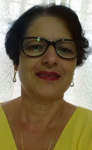 Professora foi encontrada às margens de represa