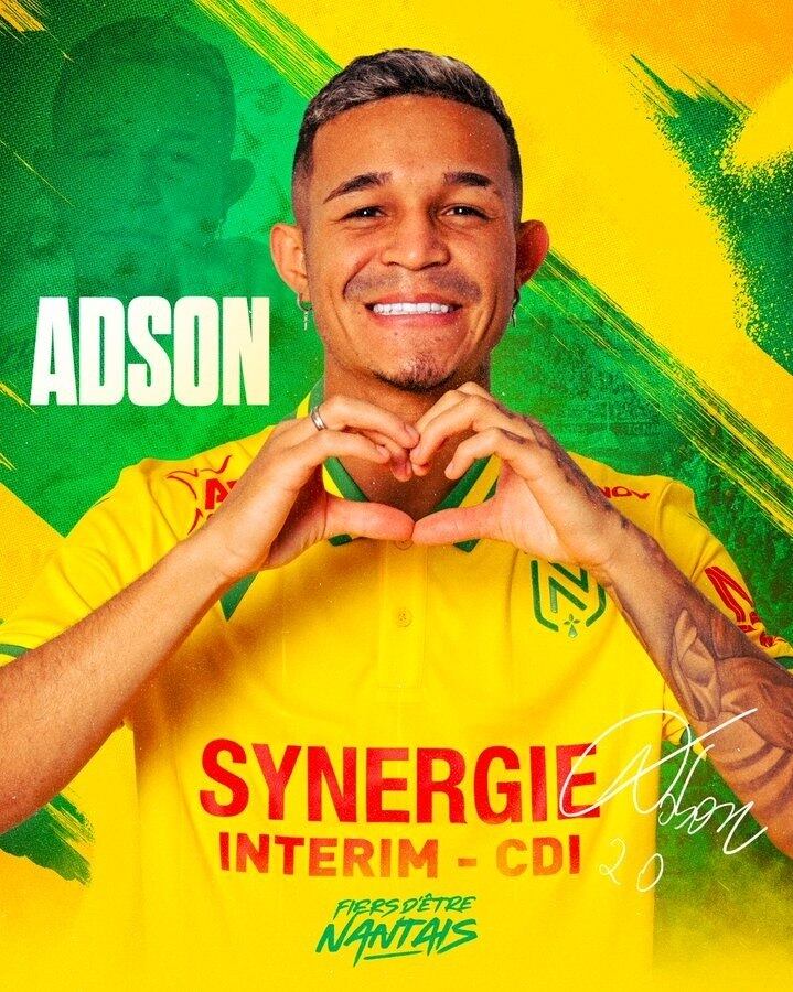 Adson em arte de divulgação do Nantes FC