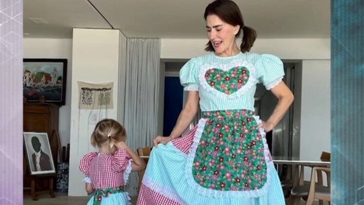 Maitê é mãe de Maria, de 33 anos, fruto de seu primeiro casamento. A atriz ainda falou sobre sua relação com a netinha, Manu, de apenas 3 anos. "Ela é muito feliz, é a pessoa mais feliz que eu conheço", conta.