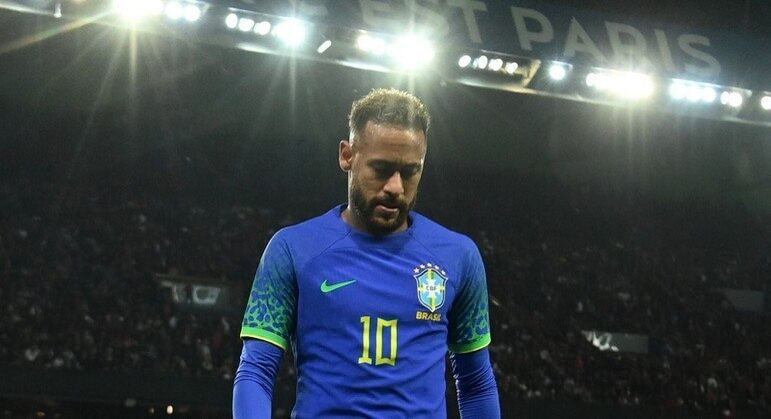 Após declarar apoio a Bolsonaro, Neymar recebeu críticas nas redes sociais