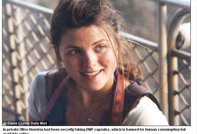 A mãe da estudante resume a filha em poucas palavras.

—Ela
era uma menina linda, de peso normal, saudável e popular com os meninos. Mas sempre
sofreu com sua imagem. Esta geração vive sob muita pressão por causa das imagens
das modelos divulgadas na imprensa.