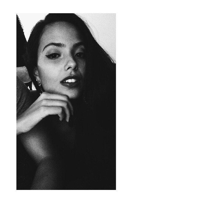 Desde cedo, a morena chamava atenção pela sua beleza
