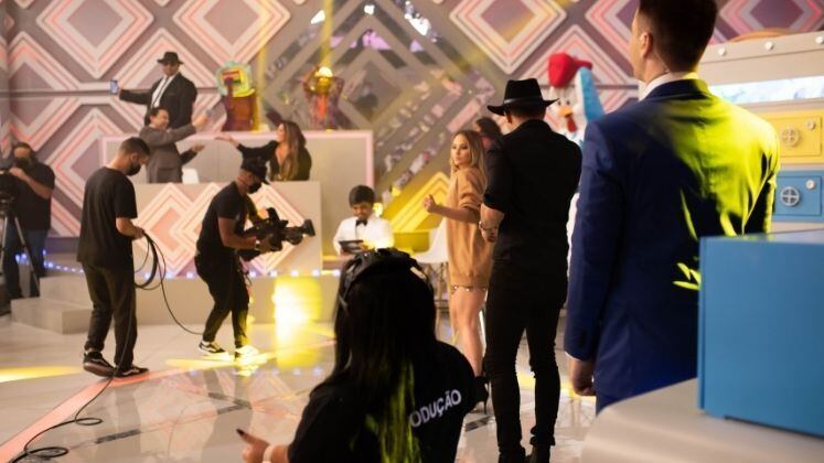 A equipe toda acompanhou atentamente a cada detalhe do programa