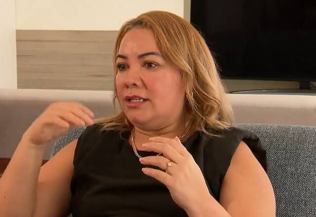 Foi o talento da Lara que tirou a família da pobreza. A jovem influenciadora não nasceu em "berço de ouro", ela morava em uma casa humilde com a família, em Fortaleza, Ceará. Socorro Albuquerque, mãe da Lara, conta que passou por muitas dificuldades financeiras. Ela trabalhava como costureira e o salário mínimo que ganhava era para sustentar os filhos
