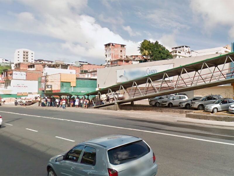 Assalto a ônibus ocorreu na avenida Bonocô, uma das mais movimentadas da capital baiana