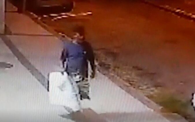 Homem é suspeito de incendiar carros em Todos os Santos