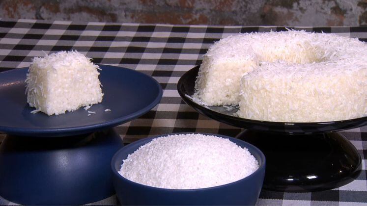 Cuscuz Doce 

Ingredientes:
600 ml de leite 
300 ml de leite de coco 
395 g de leite condensado 
250 g de coco fresco ralado
250 g de tapioca granulada
 
Modo de preparo:
Junte todos os ingredientes do pudim, exceto a tapioca granulada e leve ao folgo para aquecer;
Mexa bem por aproximadamente 5 minutos; 
Adicione a tapioca, misture bem e desligue o fogo;
Despeje a massa em uma forma de silicone e deixe esfriar em geladeira por 2 horas; Desenforme quando estiver bem firme.

Acompanhe o quadro Mitos e Verdades, no programa Domingo Espetacular, que vai ao ar todos os finais de semana, às 19h45, na Record TV.

