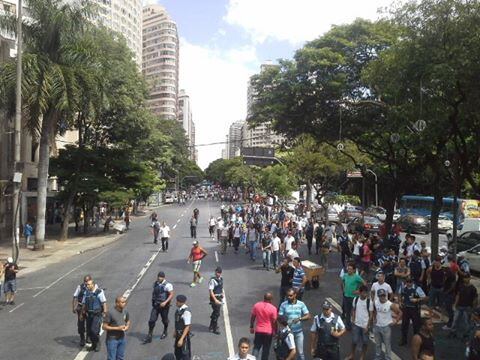 Servidores participaram de caminhada conjunta com a Guarda Municipal até a sede da Prefeitura de BH