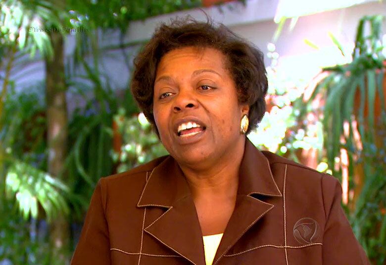 O Troca de Família desta terça-feira (29) foi internacional! A mãe paulista que trocou de lugar com a argentina teve que se virar com o espanhol dos "hermanos". Além da dificuldade com a língua, Lilian, paulistana de 55 anos, enfrentou o racismo. Ela sentiu que a filha argentina teve preconceito e vergonha por ela ser negra