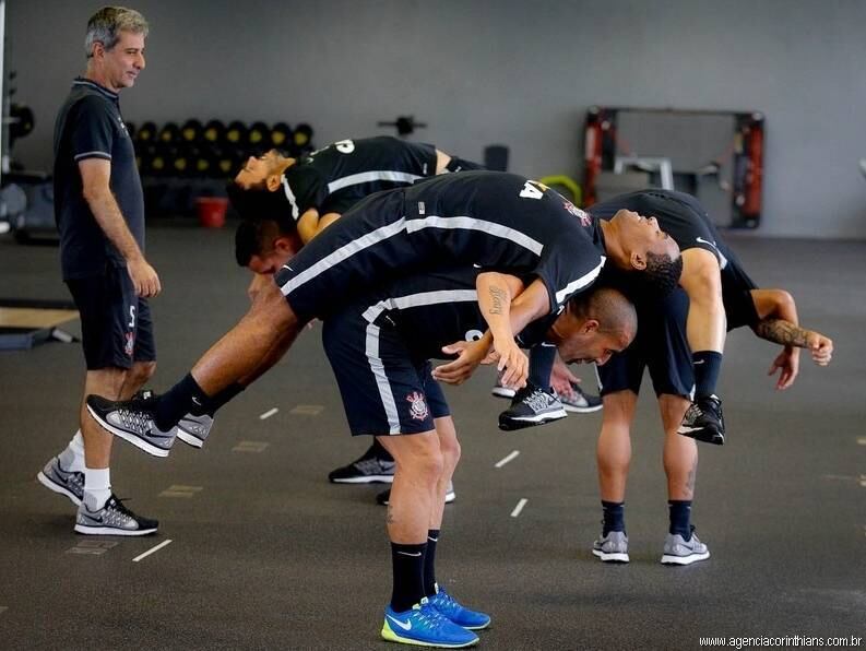 Fábio Mahseredjian cobrou os atletas até pelo celular