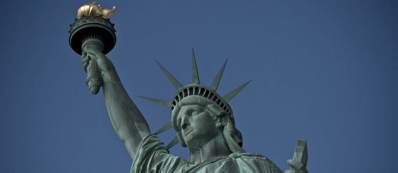 Os turistas americanos gastam mais com hospedagem do que outras nacionalidades
