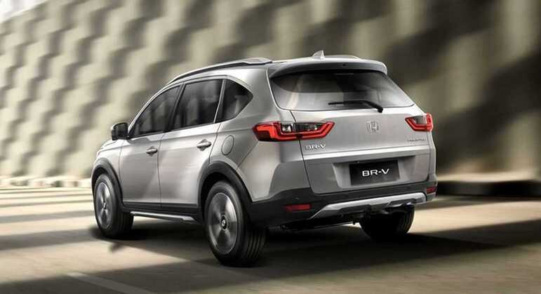 SUV conta com frenagem automática de emergência