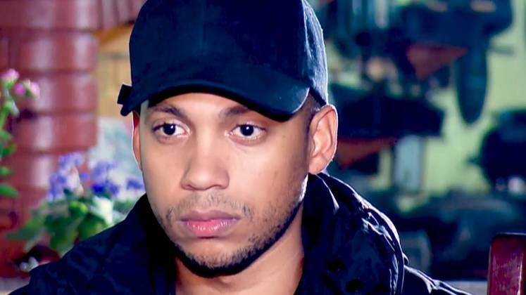 Na polícia, Jonathas tem registros de agressão à ex-namorada, tentativa de incêndio, arrombamento, drogas e tentativas de suicídio. Os depoimentos de Bianca e Jonathas se contradizem, pois a garota de luxo afirma que ele estava no quarto, mas o amigo do cantor nega 