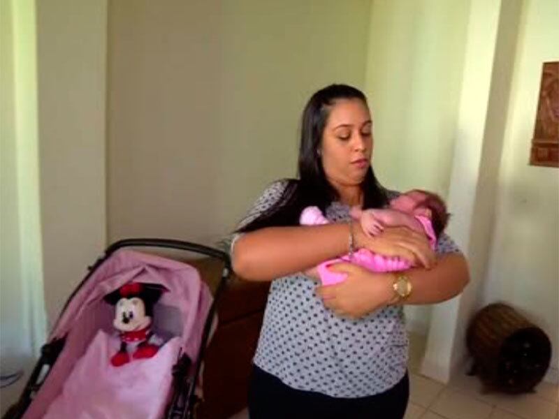 Segundo boletim da Sesab (Secretaria de Saúde do Estado da Bahia), de outubro de 2015 até o dia 5 de março de 2016, foram notificados 863 casos suspeitos de microcefalia na Bahia. Desses casos, 156 foram confirmados