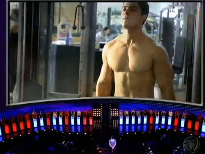 No primeiro vídeo, ele contou que costuma frequentar academia

+ Vídeo: Cuidados com o corpo conquistam mulherada e Eliedson se dá bem

+ Siga o Me Leva Contigo no Twitter

+ Curta o Me Leva Contigo no Facebook
