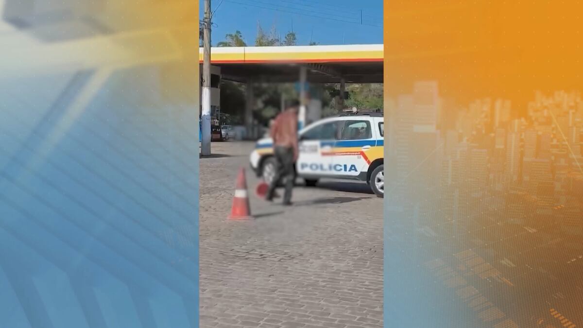 Segundo informações da Polícia Militar, o suspeito estaria em um surto psicótico