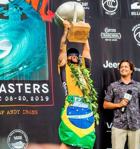 Italo, Italo Ferreira, surfe