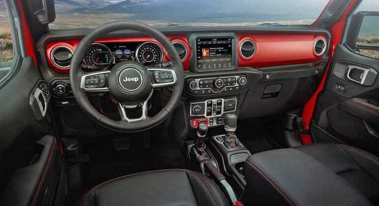 Interior pode contar com multimídia de 8,4 polegadas