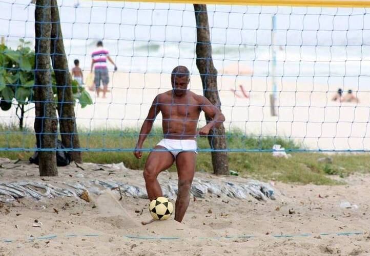 Assim com o baixinho Romário