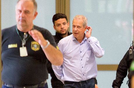 Ex-ministro, preso desde 3 de agosto de 2015, deve agora passar 20 anos e dez meses na prisão, não mais 23 anos e 3 meses