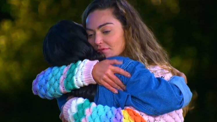 Com uma dinâmica inédita, o último Desafio de Sobrevivência da Ilha Record veio para definir o futuro de Laura Keller e Mirella Gêmea Lacração no jogo, e anunciar a reta final da competição. O objetivo da prova era formar a palavra "sobrevivente", mas, para isso, as competidoras tinham um único aliado: a sorte!  