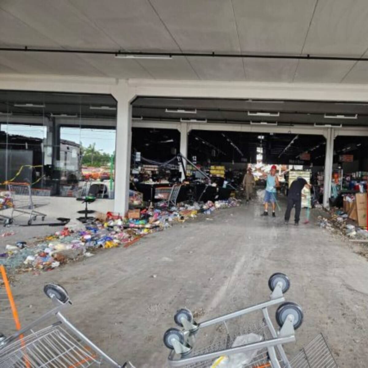 Desabamento de laje: polícia instaura inquérito para investigar mortes em mercado